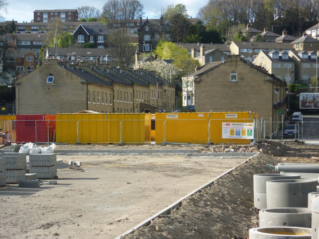 lower holme build 4-14 012